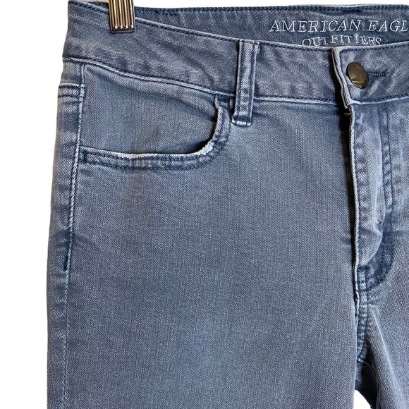 AEO Denim Super Super Stretch Crop Jegging Medium Blue Wash Raw Hem Mid Rise 8 - Picture 7 of 15